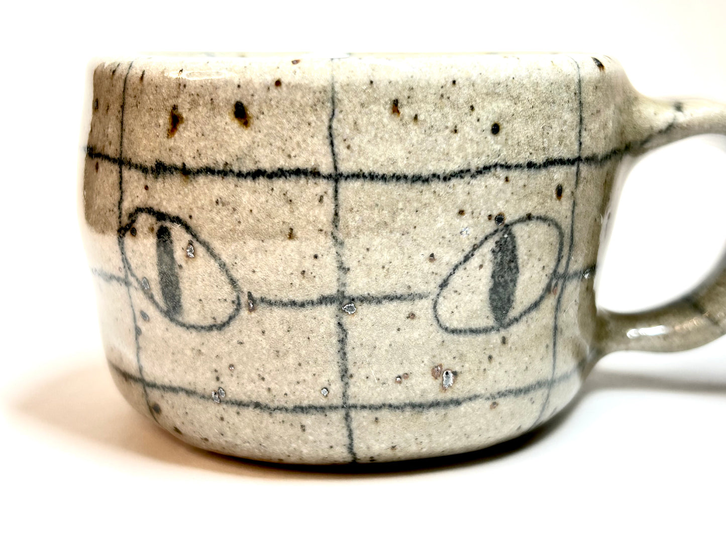 Mini Double-Sided Eyes Mug